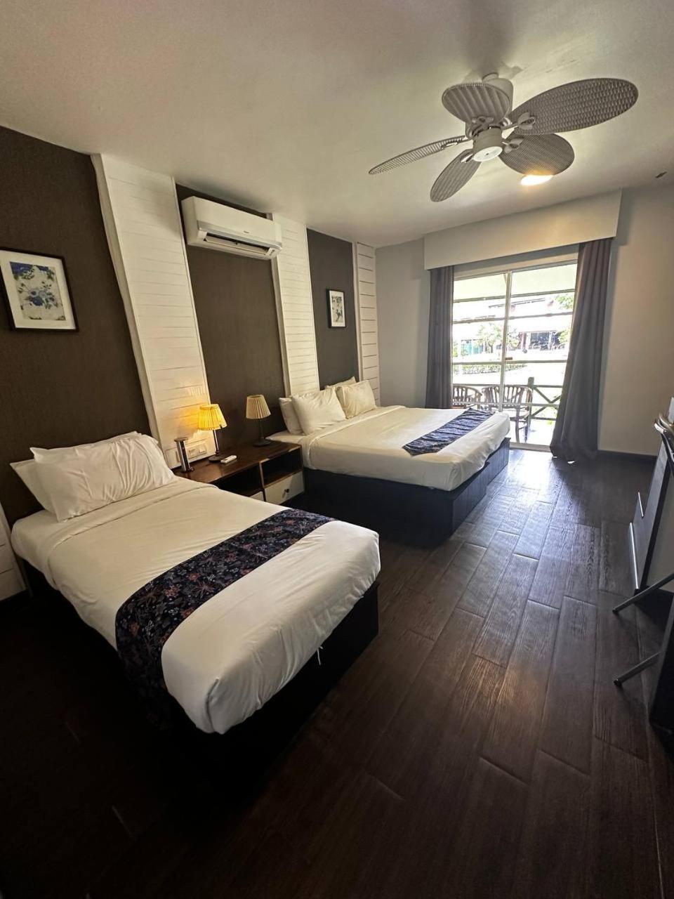 Pir - Resort Perhentian Island Kampong Pasir Hantu Exterior photo