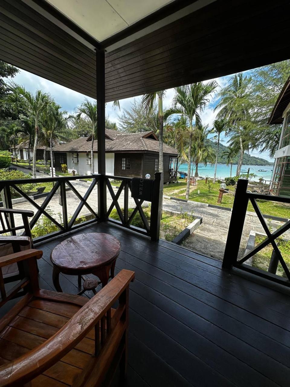 Pir - Resort Perhentian Island Kampong Pasir Hantu Exterior photo